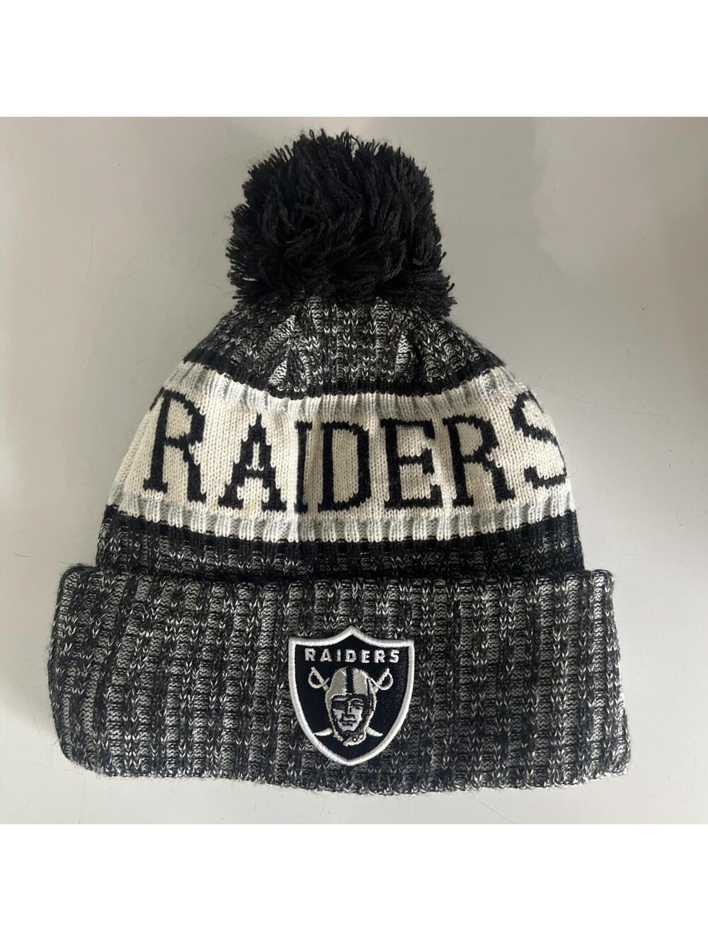 Authentic New Era Las Vegas Raiders On Field Sport Knit Beanie Cold Weather Hat